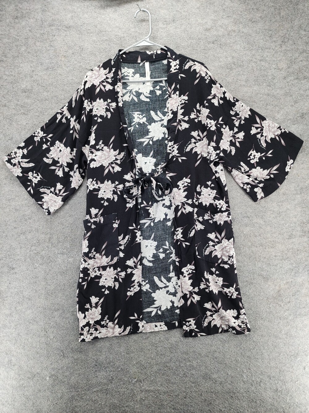 Spiritual Gangster Kimono Womens One Size Maya Black Floral